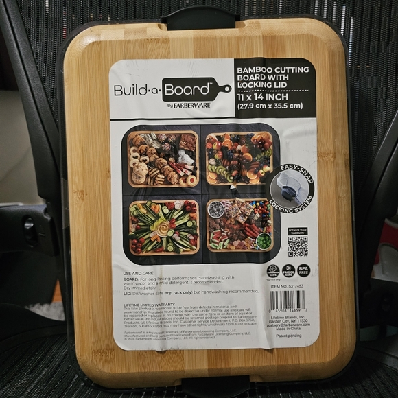 New Farberware Build-a-Board Charcuterie Board with Lid - Picture 2 of 2
